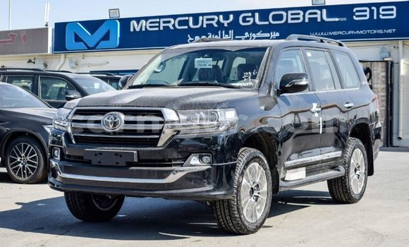Buy Import Toyota Land Cruiser Black Truck in Import - Dubai in Agadez Buy Import Toyota Land Cruiser Black Truck in Import - Dubai in Agadez