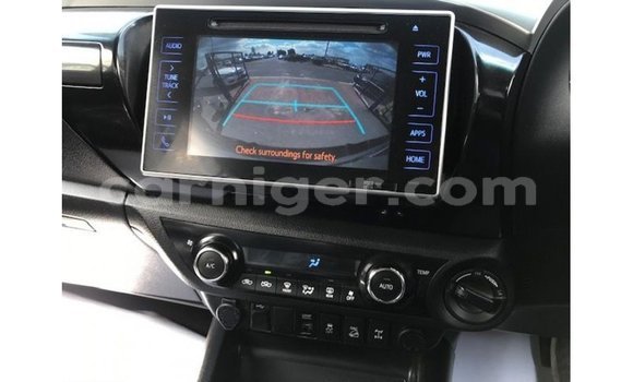 Acheter Import Voiture Toyota Hilux Autre à Import - Dubai, Agadez Acheter Import Voiture Toyota Hilux Autre à Import - Dubai, Agadez