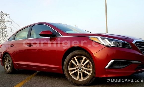 Sayi Imported Hyundai Sonata Red Mota in Import - Dubai a Agadez Sayi Imported Hyundai Sonata Red Mota in Import - Dubai a Agadez