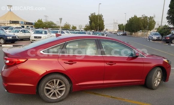 Sayi Imported Hyundai Sonata Red Mota in Import - Dubai a Agadez Sayi Imported Hyundai Sonata Red Mota in Import - Dubai a Agadez