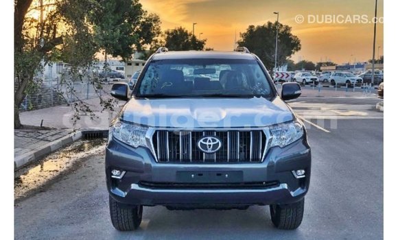 Sayi Imported Toyota Prado Black Mota in Import - Dubai a Agadez Sayi Imported Toyota Prado Black Mota in Import - Dubai a Agadez
