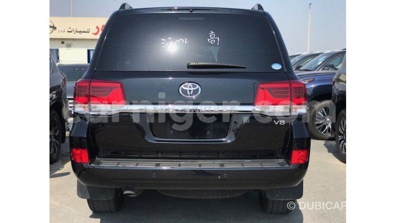 Big with watermark toyota land cruiser agadez import dubai 6638