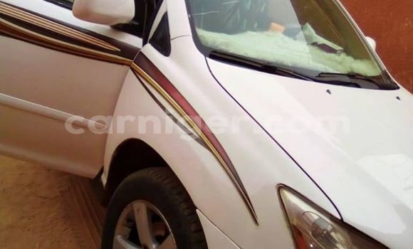 Sayi Na hannu Lexus RX 330 White Mota in Niamey a Niamey Sayi Na hannu Lexus RX 330 White Mota in Niamey a Niamey