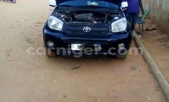 Sayi Na hannu Toyota RAV4 Black Mota in Niamey a Niamey Sayi Na hannu Toyota RAV4 Black Mota in Niamey a Niamey