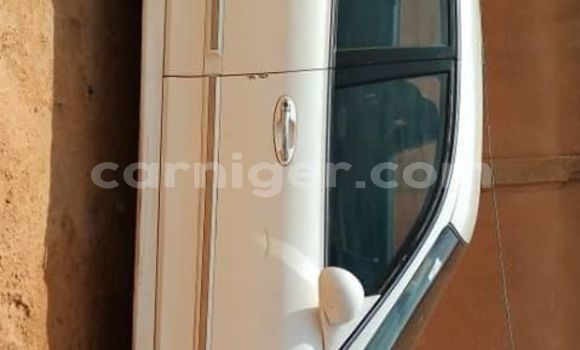 Sayi Na hannu Hyundai Sonata White Mota in Niamey a Niamey Sayi Na hannu Hyundai Sonata White Mota in Niamey a Niamey