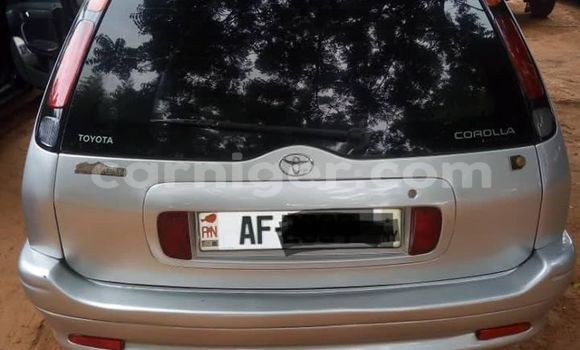 Sayi Na hannu Toyota Corolla Silver Mota in Niamey a Niamey Sayi Na hannu Toyota Corolla Silver Mota in Niamey a Niamey