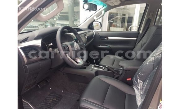 Buy Import Toyota Hilux Other Car in Import - Dubai in Agadez Buy Import Toyota Hilux Other Car in Import - Dubai in Agadez