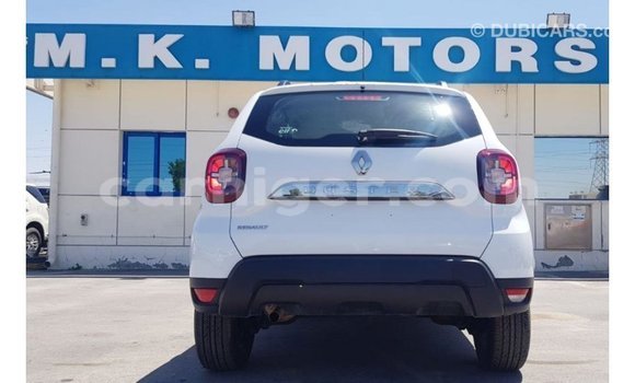 Acheter Import Voiture Renault 19 Blanc à Import - Dubai, Agadez Acheter Import Voiture Renault 19 Blanc à Import - Dubai, Agadez