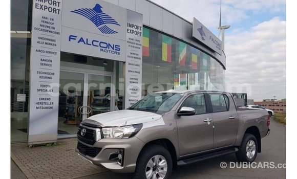Buy Import Toyota Hilux Other Car in Import - Dubai in Agadez Buy Import Toyota Hilux Other Car in Import - Dubai in Agadez