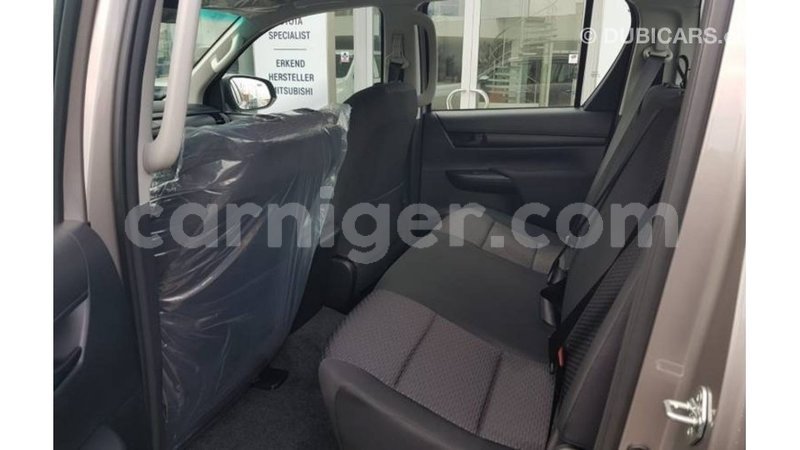 Big with watermark toyota hilux agadez import dubai 6671