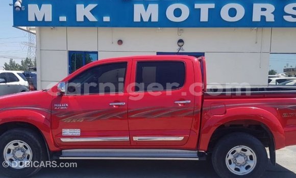 Buy Import Toyota Hilux Red Car in Import - Dubai in Agadez Buy Import Toyota Hilux Red Car in Import - Dubai in Agadez