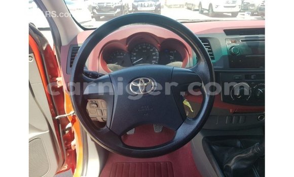 Buy Import Toyota Hilux Red Car in Import - Dubai in Agadez Buy Import Toyota Hilux Red Car in Import - Dubai in Agadez