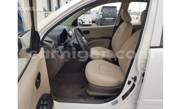 Buy Import Hyundai i10 White Car in Import - Dubai in Agadez Buy Import Hyundai i10 White Car in Import - Dubai in Agadez