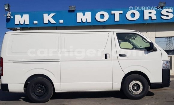 Buy Import Toyota Hiace White Car in Import - Dubai in Agadez Buy Import Toyota Hiace White Car in Import - Dubai in Agadez