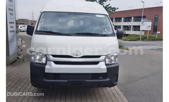 Buy Import Toyota Hiace White Car in Import - Dubai in Agadez Buy Import Toyota Hiace White Car in Import - Dubai in Agadez