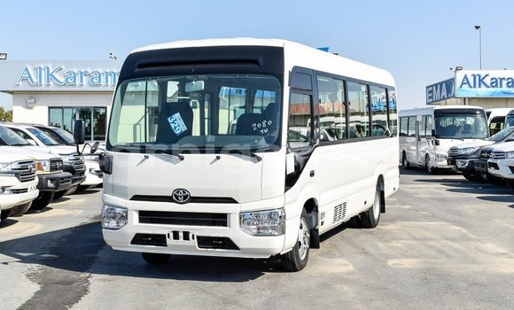 اشتري Imported Toyota Coaster White سيارة في Import - Dubai في أغاديز اشتري Imported Toyota Coaster White سيارة في Import - Dubai في أغاديز