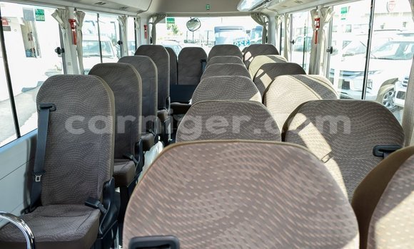 Buy Import Toyota Coaster White Car in Import - Dubai in Agadez Buy Import Toyota Coaster White Car in Import - Dubai in Agadez