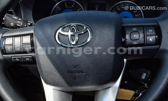 Acheter Import Voiture Toyota Hilux Autre à Import - Dubai, Agadez Acheter Import Voiture Toyota Hilux Autre à Import - Dubai, Agadez