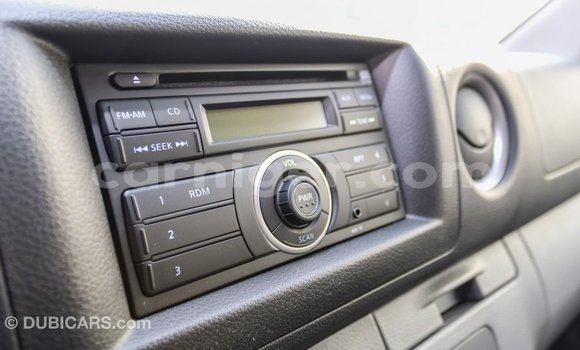 Sayi Imported Nissan Urvan White Mota in Import - Dubai a Agadez Sayi Imported Nissan Urvan White Mota in Import - Dubai a Agadez