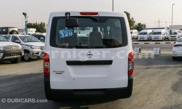 Sayi Imported Nissan Urvan White Mota in Import - Dubai a Agadez Sayi Imported Nissan Urvan White Mota in Import - Dubai a Agadez