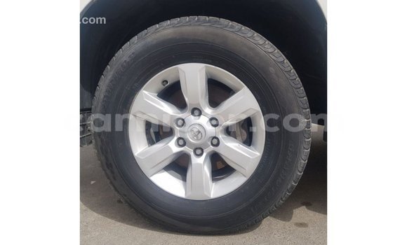 Buy Import Toyota Land Cruiser White Truck in Import - Dubai in Agadez Buy Import Toyota Land Cruiser White Truck in Import - Dubai in Agadez