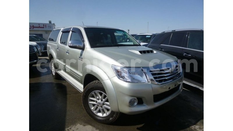 Big with watermark toyota hilux agadez import dubai 6707