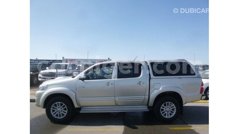 Big with watermark toyota hilux agadez import dubai 6707