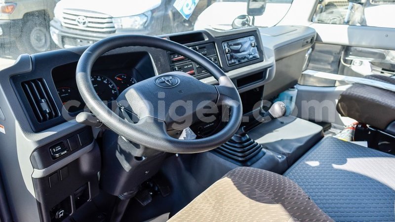 Big with watermark toyota coaster agadez import dubai 6710