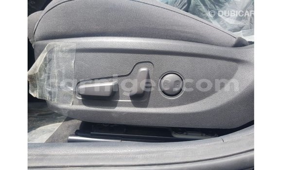 Sayi Imported Kia Cadenza Blue Mota in Import - Dubai a Agadez Sayi Imported Kia Cadenza Blue Mota in Import - Dubai a Agadez