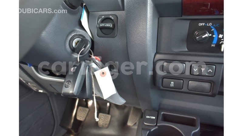 Big with watermark toyota land cruiser agadez import dubai 6733