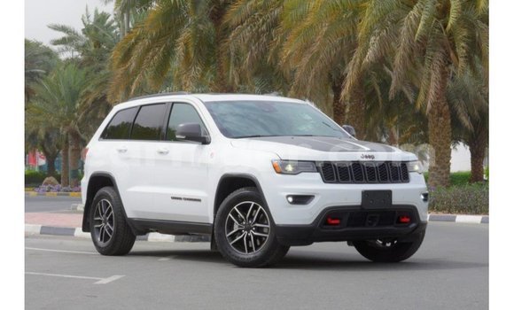 Buy Import Jeep Grand Cherokee White Car in Import - Dubai in Agadez