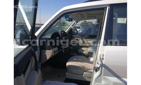 Buy Import Mitsubishi Pajero White Car in Import - Dubai in Agadez Buy Import Mitsubishi Pajero White Car in Import - Dubai in Agadez