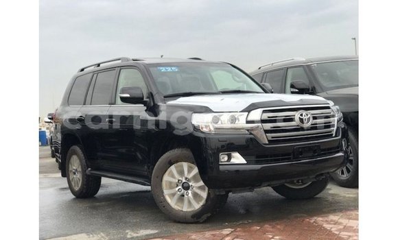 Buy Import Toyota Land Cruiser Black Truck in Import - Dubai in Agadez Buy Import Toyota Land Cruiser Black Truck in Import - Dubai in Agadez