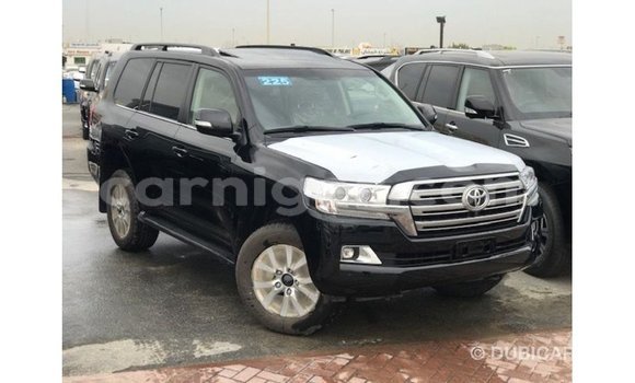 Buy Import Toyota Land Cruiser Black Truck in Import - Dubai in Agadez Buy Import Toyota Land Cruiser Black Truck in Import - Dubai in Agadez