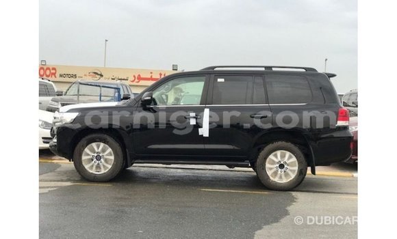 اشتري Imported Toyota Land Cruiser Black شاحنة في Import - Dubai في أغاديز اشتري Imported Toyota Land Cruiser Black شاحنة في Import - Dubai في أغاديز