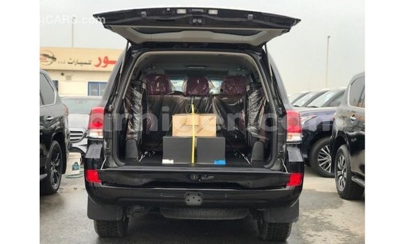 اشتري Imported Toyota Land Cruiser Black شاحنة في Import - Dubai في أغاديز اشتري Imported Toyota Land Cruiser Black شاحنة في Import - Dubai في أغاديز