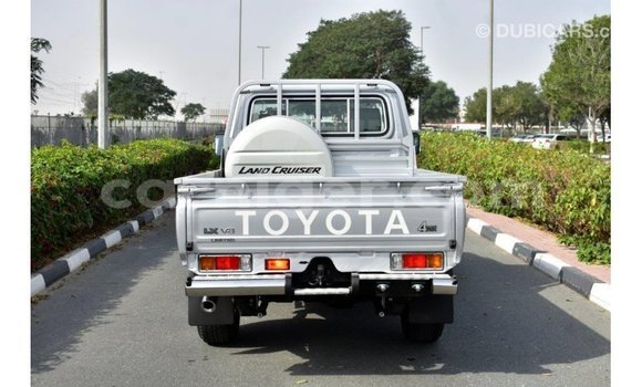 Sayi Imported Toyota Land Cruiser Other Babbar mota in Import - Dubai a Agadez Sayi Imported Toyota Land Cruiser Other Babbar mota in Import - Dubai a Agadez