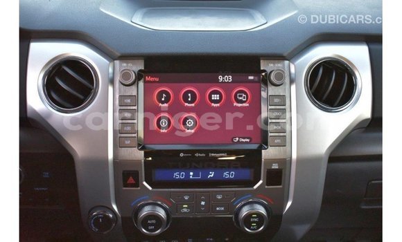 Sayi Imported Toyota Tundra White Mota in Import - Dubai a Agadez Sayi Imported Toyota Tundra White Mota in Import - Dubai a Agadez