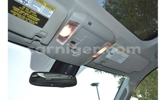 Sayi Imported Toyota Tundra White Mota in Import - Dubai a Agadez Sayi Imported Toyota Tundra White Mota in Import - Dubai a Agadez