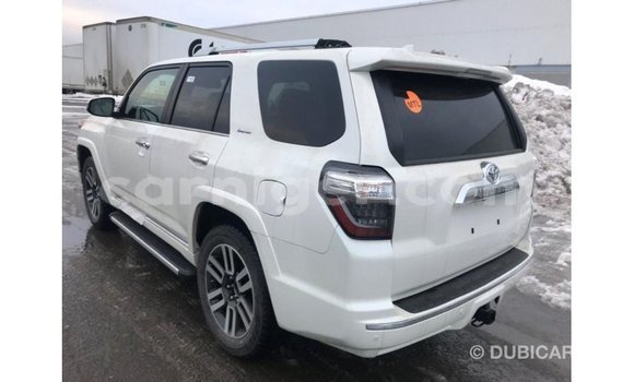 Buy Import Toyota Ade White Truck in Import - Dubai in Agadez Buy Import Toyota Ade White Truck in Import - Dubai in Agadez