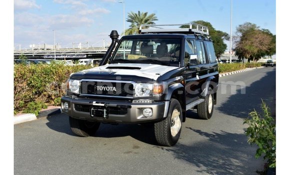 Sayi Imported Toyota Land Cruiser Other Babbar mota in Import - Dubai a Agadez Sayi Imported Toyota Land Cruiser Other Babbar mota in Import - Dubai a Agadez