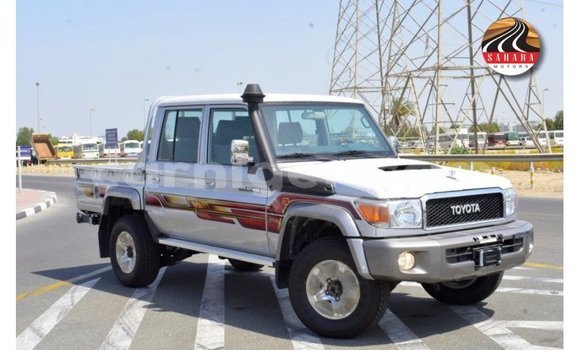 Sayi Imported Toyota Land Cruiser Other Babbar mota in Import - Dubai a Agadez Sayi Imported Toyota Land Cruiser Other Babbar mota in Import - Dubai a Agadez