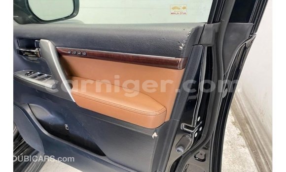 Sayi Imported Toyota Land Cruiser Black Babbar mota in Import - Dubai a Agadez Sayi Imported Toyota Land Cruiser Black Babbar mota in Import - Dubai a Agadez