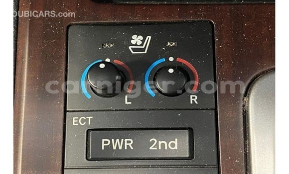 Sayi Imported Toyota Land Cruiser Black Babbar mota in Import - Dubai a Agadez Sayi Imported Toyota Land Cruiser Black Babbar mota in Import - Dubai a Agadez