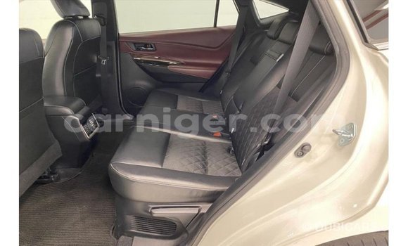 Sayi Imported Toyota Harrier White Mota in Import - Dubai a Agadez Sayi Imported Toyota Harrier White Mota in Import - Dubai a Agadez