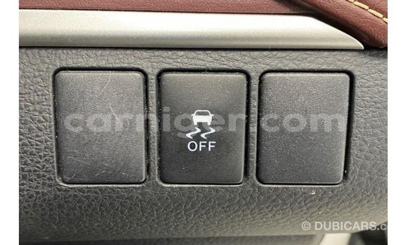 Sayi Imported Toyota Harrier White Mota in Import - Dubai a Agadez Sayi Imported Toyota Harrier White Mota in Import - Dubai a Agadez