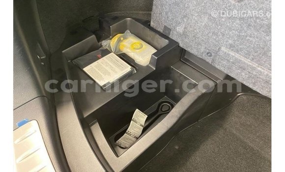 Sayi Imported Toyota Harrier White Mota in Import - Dubai a Agadez Sayi Imported Toyota Harrier White Mota in Import - Dubai a Agadez