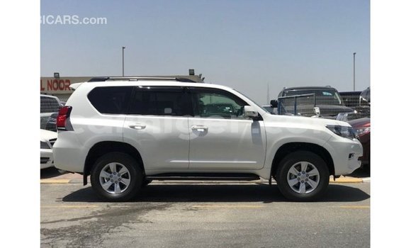 اشتري Imported Toyota Prado White سيارة في Import - Dubai في أغاديز اشتري Imported Toyota Prado White سيارة في Import - Dubai في أغاديز
