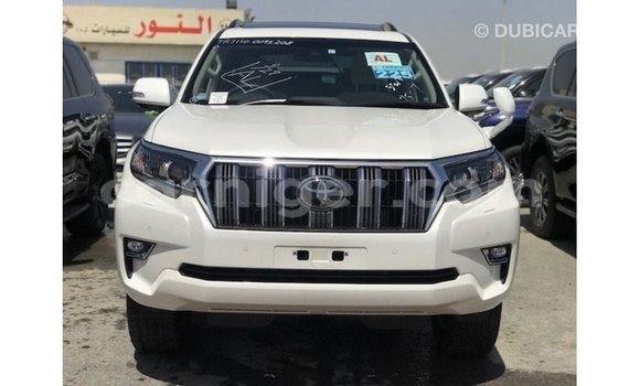 Acheter Import Voiture Toyota Prado Blanc à Import - Dubai, Agadez Acheter Import Voiture Toyota Prado Blanc à Import - Dubai, Agadez