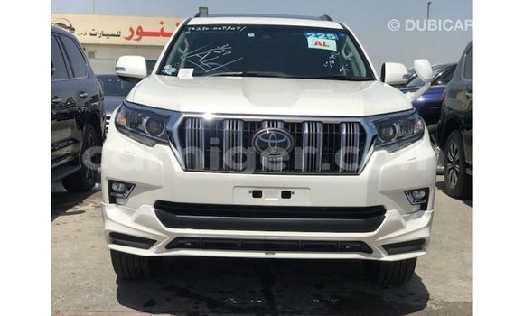 Sayi Imported Toyota Prado White Mota in Import - Dubai a Agadez Sayi Imported Toyota Prado White Mota in Import - Dubai a Agadez